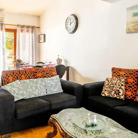 Villa Guineo *