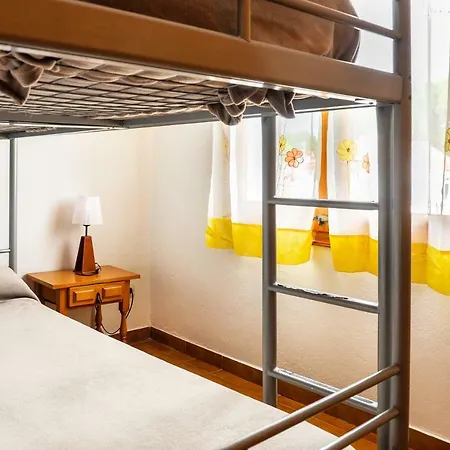 Guineo Villa *